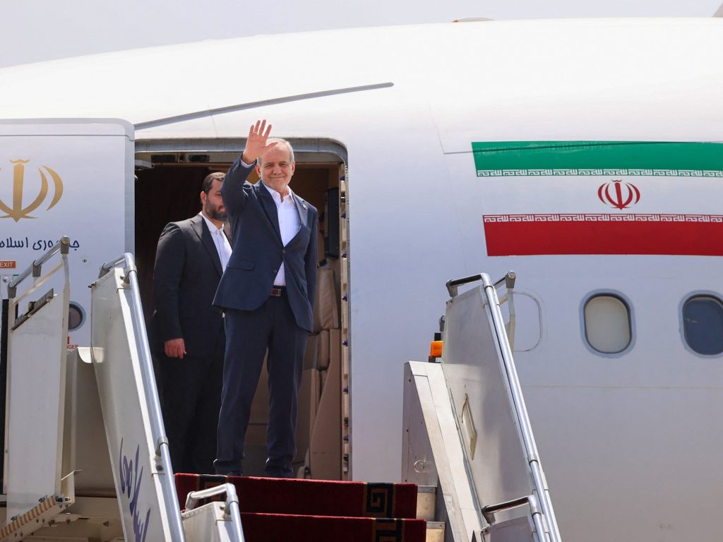 Iran’s president visits Armenia for talks on US-backed Azerbaijan corridor Iran’s president visits Armenia for talks on US-backed Azerbaijan corridor