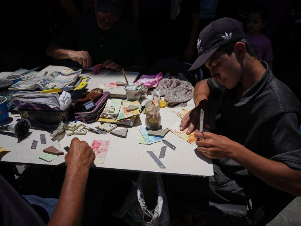 This is what happens when money dies This is what happens when money dies