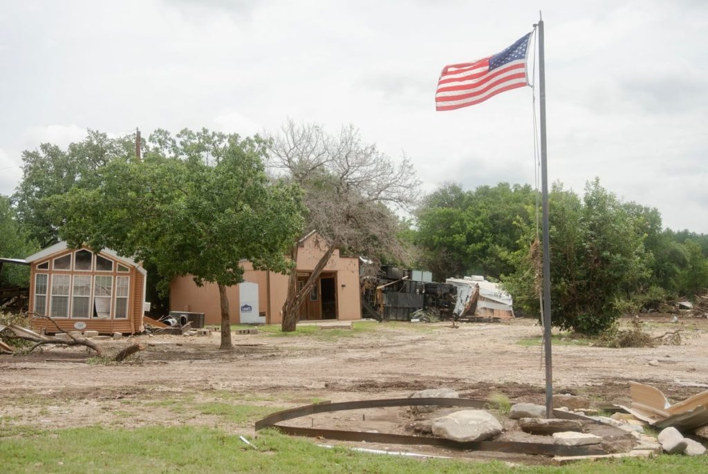 Texas kids’ camps must remove cabins from floodplains, operate warning systems under new rules nearing approval Texas kids’ camps must remove cabins from floodplains, operate warning systems under new rules nearing approval