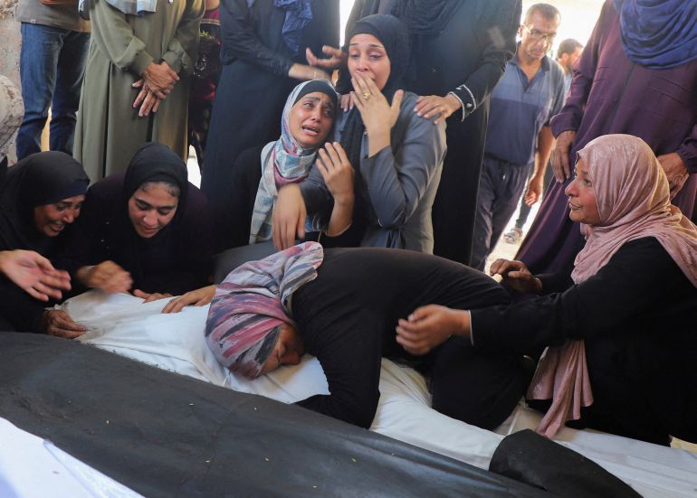 Israeli attack kills at least 25 from the same family in Gaza City homes Israeli attack kills at least 25 from the same family in Gaza City homes