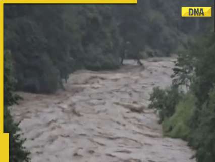 J-K weather update: Incessant rains trigger flood-like situation, several rivers in spate, IMD issues red alert warnings for… J-K weather update: Incessant rains trigger flood-like situation, several rivers in spate, IMD issues red alert warnings for…