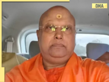 Delhi Baba Swami Chaityananda Saraswati, accused of molesting 17 female students, arrested from Agra Delhi Baba Swami Chaityananda Saraswati, accused of molesting 17 female students, arrested from Agra