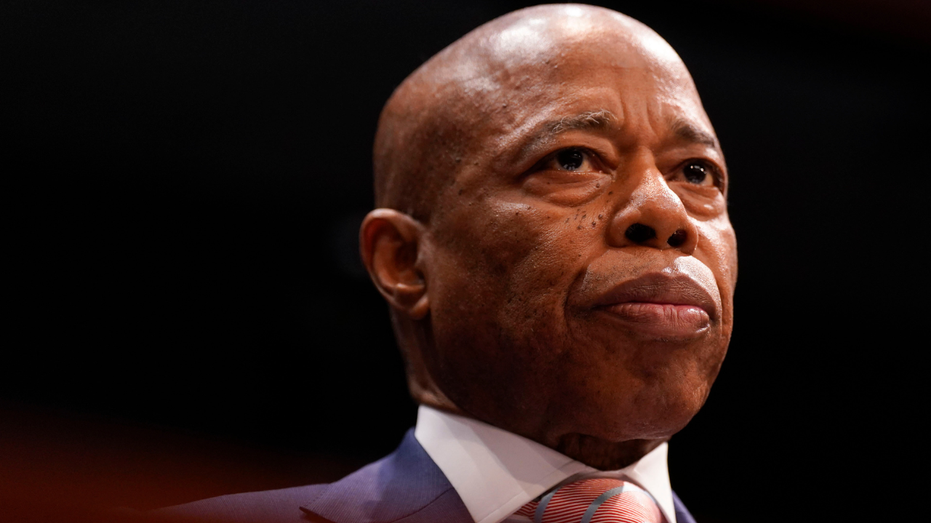 Eric Adams drops out of NYC mayoral race as Mamdani gains ground Eric Adams drops out of NYC mayoral race as Mamdani gains ground