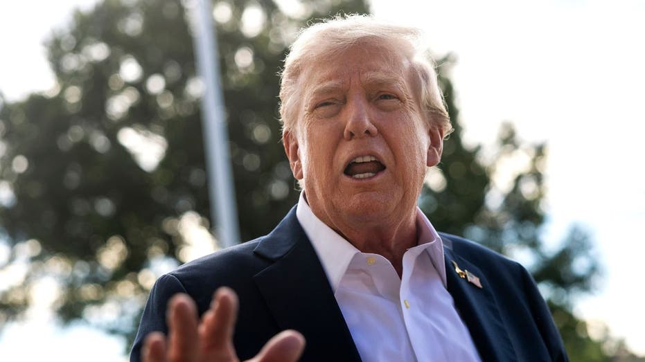 Reporter’s Notebook: Trump holds bipartisan meeting with congressional leaders as Wednesday shutdown looms