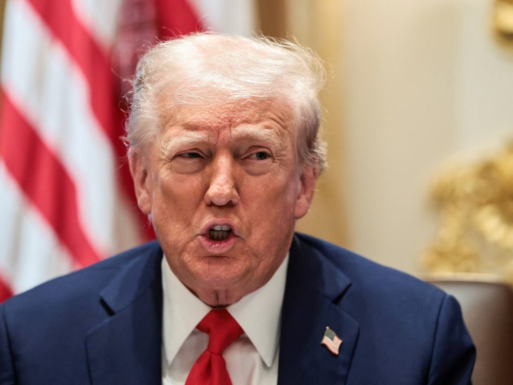 US President Trump says Israeli captives to be released from Gaza on Monday US President Trump says Israeli captives to be released from Gaza on Monday