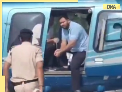 Tejashwi Yadav’s littering video sparks controversy ahead of Bihar Elections: Netizens ask, ‘How will he make Bihar clean?’ Tejashwi Yadav’s littering video sparks controversy ahead of Bihar Elections: Netizens ask, ‘How will he make Bihar clean?’