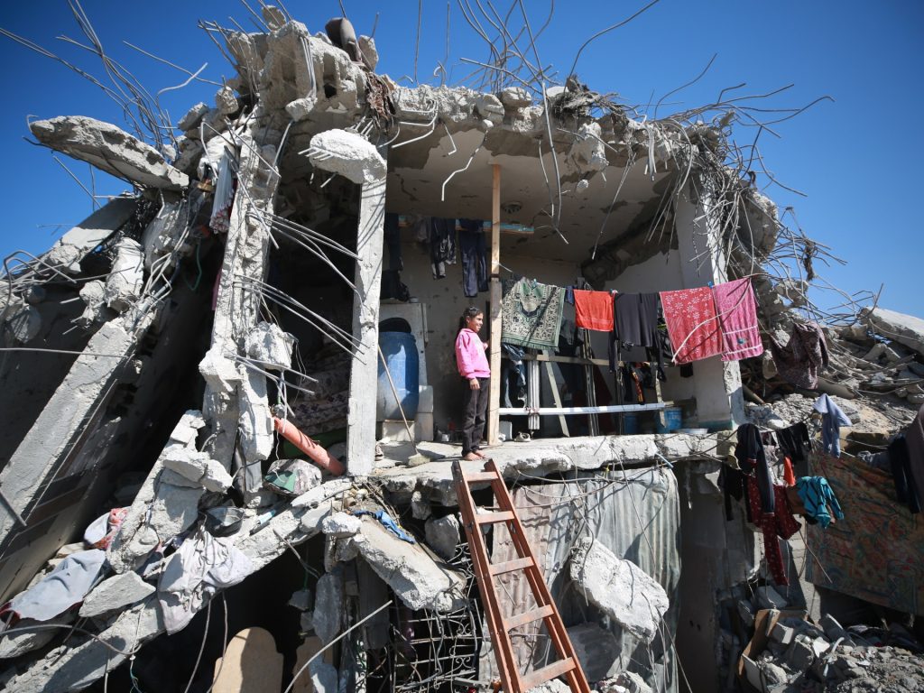 LIVE: Israeli attack kills 2 in Gaza as Hamas returns body of captive LIVE: Israeli attack kills 2 in Gaza as Hamas returns body of captive