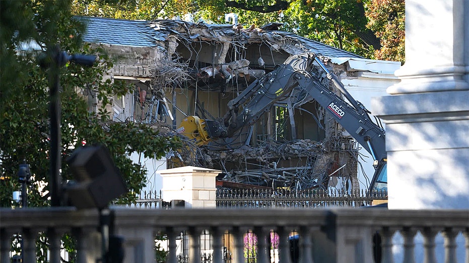 Trump breaks ground on massive White House ballroom project with private funding from ‘patriots’ Trump breaks ground on massive White House ballroom project with private funding from ‘patriots’