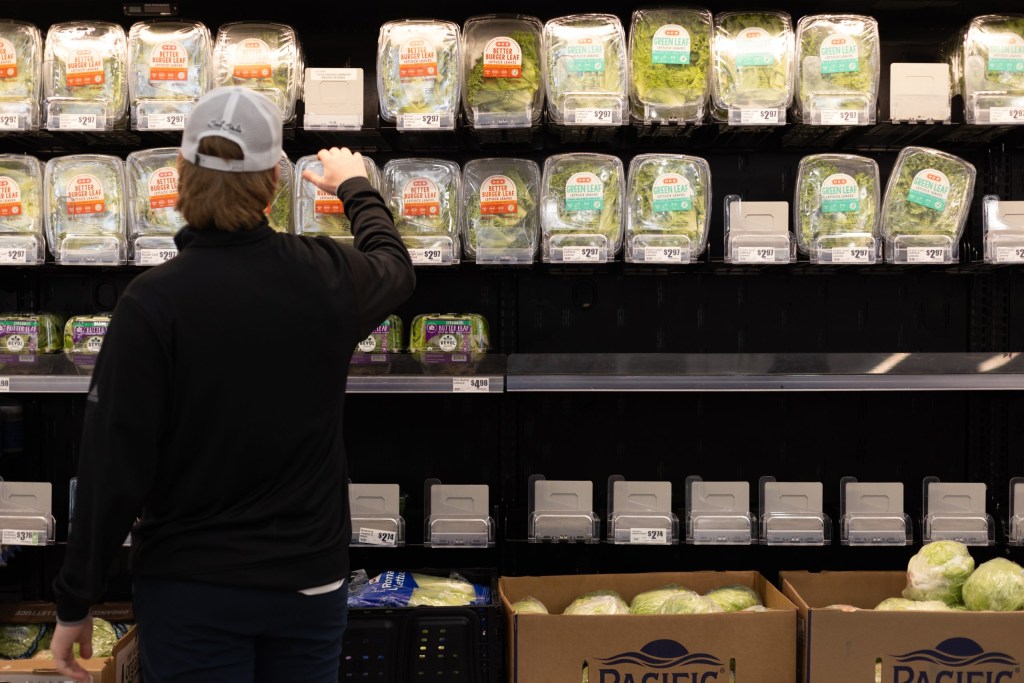 Feds ordered to pay for SNAP as millions of Texans face cuts during government shutdown Feds ordered to pay for SNAP as millions of Texans face cuts during government shutdown