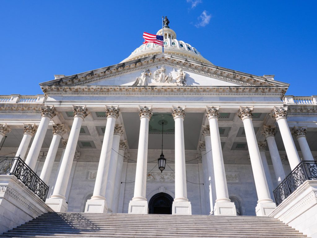 US senators advance bill to end record government shutdown US senators advance bill to end record government shutdown