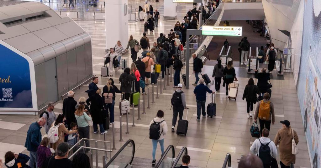 Airlines cancel 3,300 US flights amid fears travel could ‘slow to trickle’ Airlines cancel 3,300 US flights amid fears travel could ‘slow to trickle’
