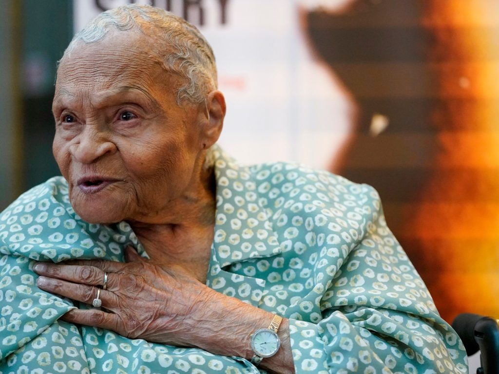 Viola Ford Fletcher, survivor of 1921 Tulsa Massacre, dies age 111 Viola Ford Fletcher, survivor of 1921 Tulsa Massacre, dies age 111