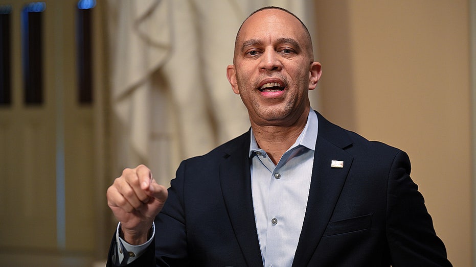 Jeffries reveals last-minute move to extend COVID-era subsidies as House shutdown vote looms