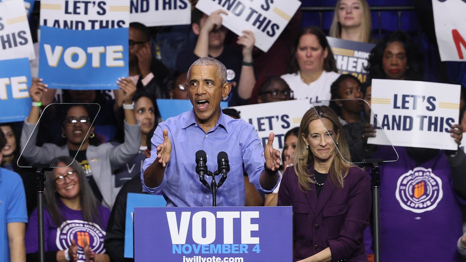 Obama jumping into New Jersey gubernatorial race at 11th hour is ‘desperate,’ voters say Obama jumping into New Jersey gubernatorial race at 11th hour is ‘desperate,’ voters say