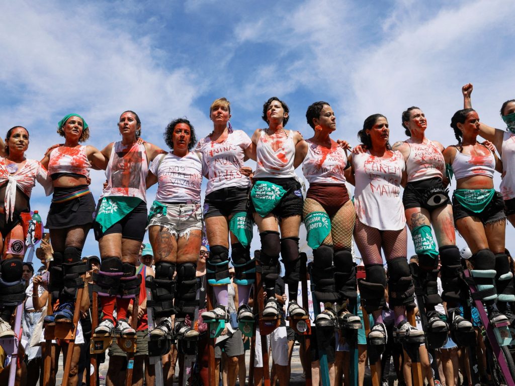‘Stop killing us’: Huge crowds rally in Brazil, decrying rise in femicide ‘Stop killing us’: Huge crowds rally in Brazil, decrying rise in femicide