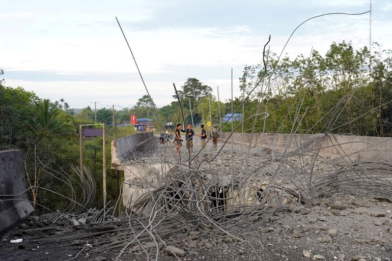 Thailand says attacks on Cambodia to continue despite Trump ceasefire claim Thailand says attacks on Cambodia to continue despite Trump ceasefire claim