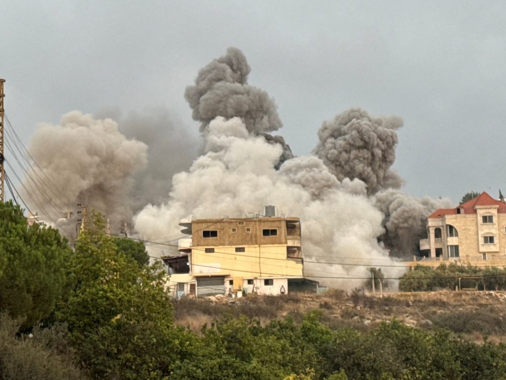 Israel launches new wave of air attacks on Lebanon, straining fragile truce Israel launches new wave of air attacks on Lebanon, straining fragile truce