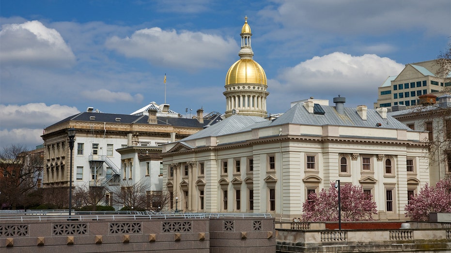 New Jersey’s medically assisted suicide law only covers state residents, appeals court rules New Jersey’s medically assisted suicide law only covers state residents, appeals court rules