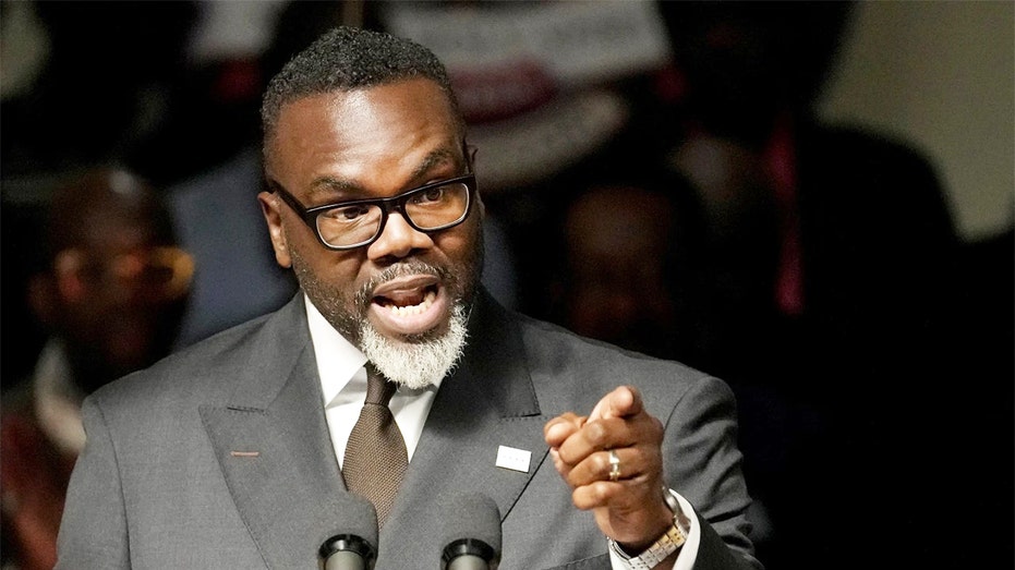 Brandon Johnson’s progressive tax push puts Chicago on brink of rare shutdown as mayor weighs veto Brandon Johnson’s progressive tax push puts Chicago on brink of rare shutdown as mayor weighs veto