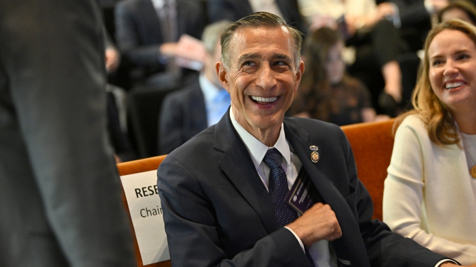 GOP rep weighs bolting California for Texas seat as dueling redistricting wars upend 2026 map: report GOP rep weighs bolting California for Texas seat as dueling redistricting wars upend 2026 map: report