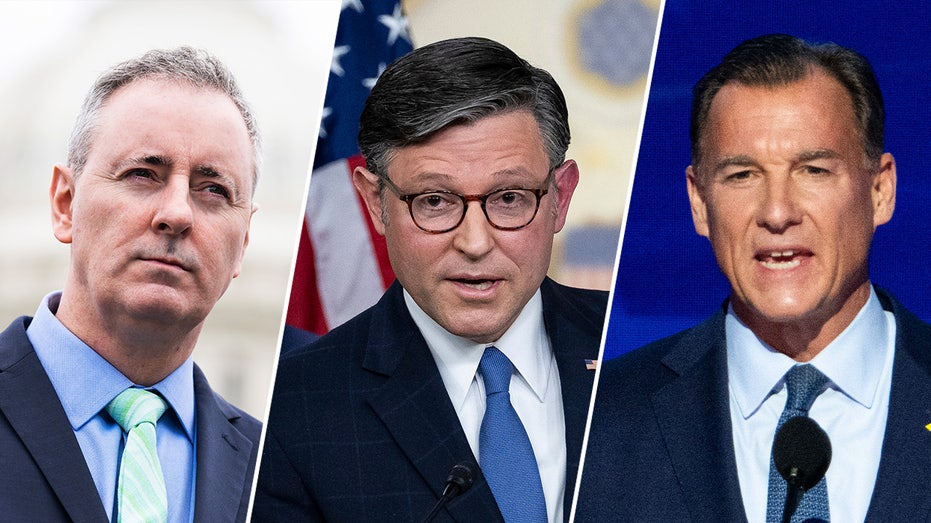 Bipartisan lawmakers unveil Obamacare extension as pressure grows on Johnson for play call Bipartisan lawmakers unveil Obamacare extension as pressure grows on Johnson for play call