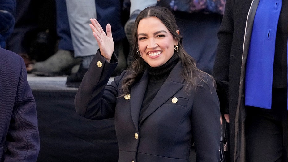 AOC accuses Trump of engaging in ‘increasingly erratic’ behavior AOC accuses Trump of engaging in ‘increasingly erratic’ behavior