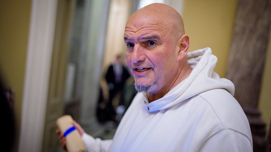 Sen John Fetterman calls for Democrats to ‘resist’ advocacy of ‘extreme’ stances like abolishing ICE