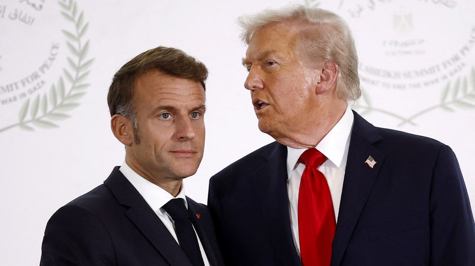 Trump keeps Macron under spotlight as Greenland talks grind forward from Davos Trump keeps Macron under spotlight as Greenland talks grind forward from Davos
