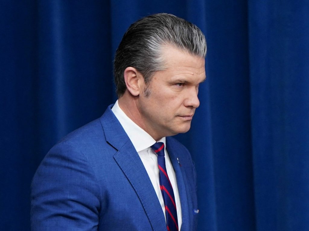 Experts doubt Hegseth claim no need to ‘worry about’ Hormuz Experts doubt Hegseth claim no need to ‘worry about’ Hormuz