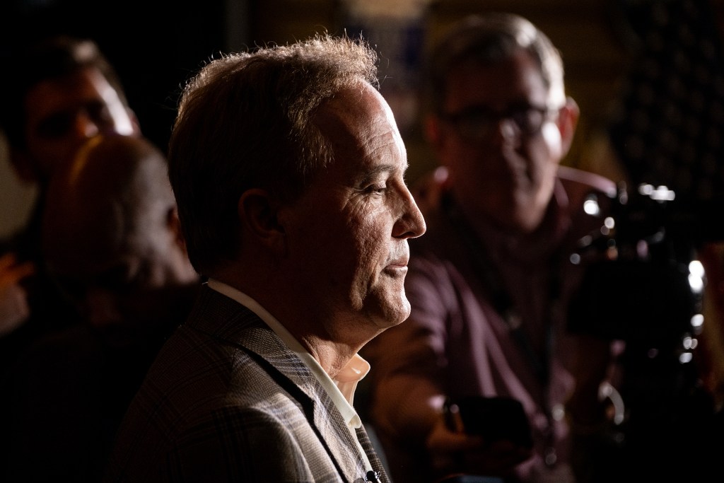 Texas law bans state-licensed mental health providers from giving gender-transitioning care to minors, AG Ken Paxton says Texas law bans state-licensed mental health providers from giving gender-transitioning care to minors, AG Ken Paxton says