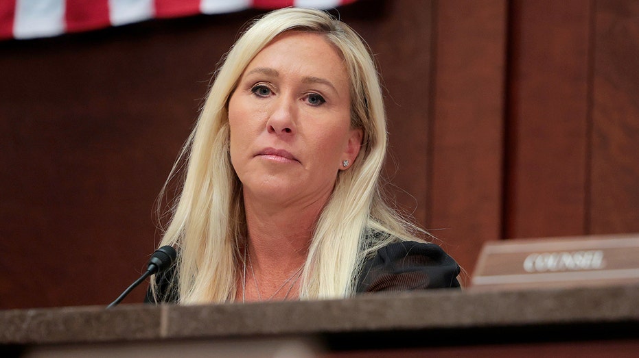 Special election replacing Marjorie Taylor Greene goes to runoff between Trump-endorsed candidate and Democrat