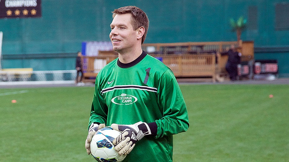 Swalwell plays up athletic credentials in effort to blunt DHS sweeps at World Cup Swalwell plays up athletic credentials in effort to blunt DHS sweeps at World Cup