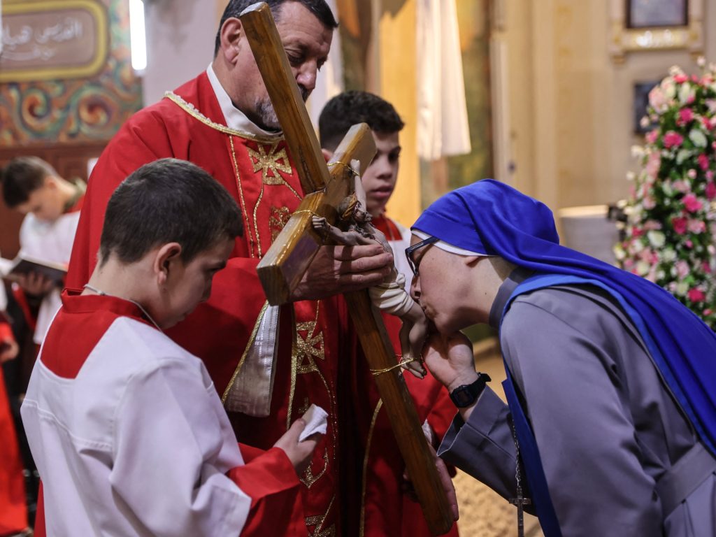 Palestinian Christians in Gaza mark Good Friday Palestinian Christians in Gaza mark Good Friday