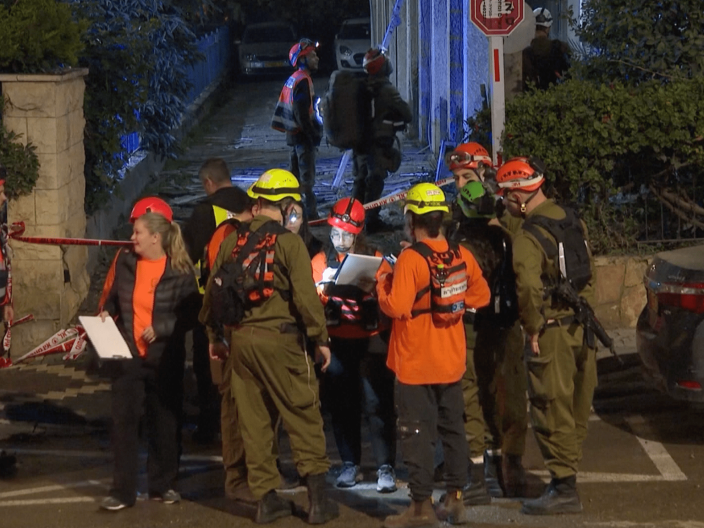 Iranian missile attack hits residential areas in central Israel Iranian missile attack hits residential areas in central Israel