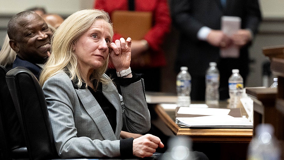 WATCH: Spanberger knocked for ‘bait and switch’ hypocrisy as popularity plummets amid redistricting fiasco WATCH: Spanberger knocked for ‘bait and switch’ hypocrisy as popularity plummets amid redistricting fiasco