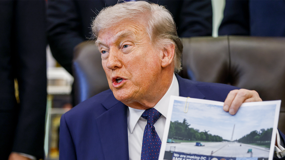 WATCH: Trump reveals flashy new color for National Mall’s reflecting pool makeover