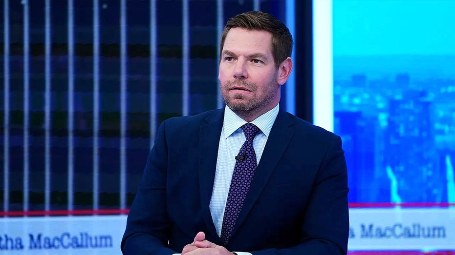 Swalwell campaign rejects ‘outrageous’ allegations of sexual misconduct as Dem activists issue viral warning