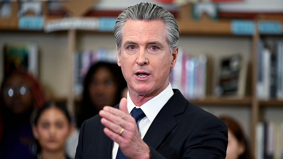 Newsom administration allegedly knew of B California budget error for months: report