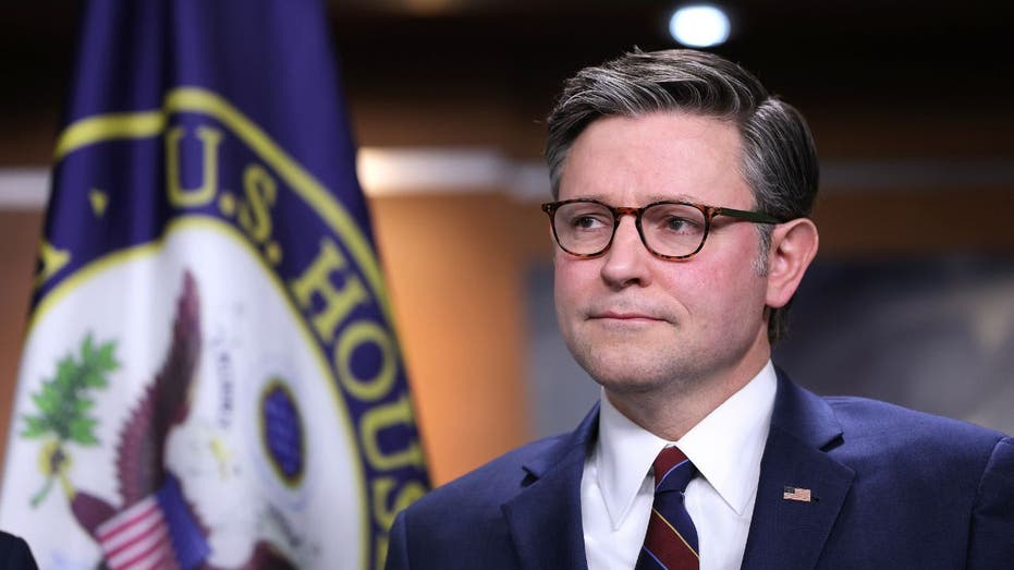 Mike Johnson faces revolt from GOP privacy hawks threatening to kill FISA renewal as deadline looms