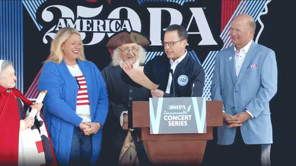 WATCH: America250 backdrop topples near Shapiro, Revolutionary War reenactors WATCH: America250 backdrop topples near Shapiro, Revolutionary War reenactors