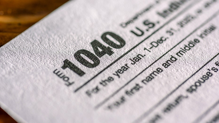 On filing deadline, GOP blasts Democrats for opposing Trump tax cuts, ‘making life more expensive’