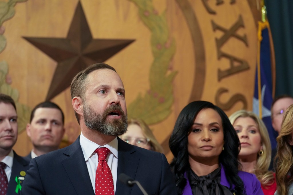 Texas Democratic chair calls for party to abandon GOP House Speaker Dustin Burrows Texas Democratic chair calls for party to abandon GOP House Speaker Dustin Burrows