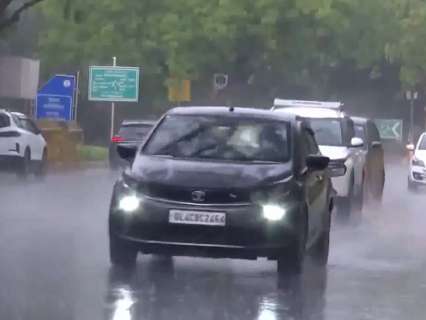 Heavy rain lashes parts of Delhi NCR, brings much-awaited respite from heatwaves | WATCH