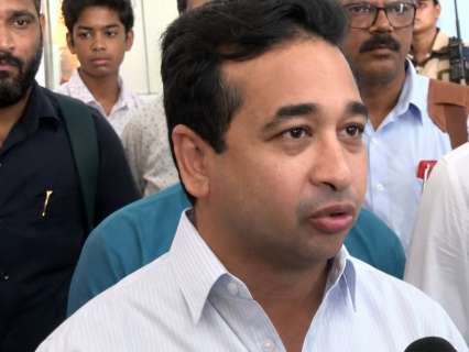 ‘Public gives love and also throws eggs’: BJP’s Nitesh Rane reacts to attack on TMC MP Abhishek Banerjee ‘Public gives love and also throws eggs’: BJP’s Nitesh Rane reacts to attack on TMC MP Abhishek Banerjee
