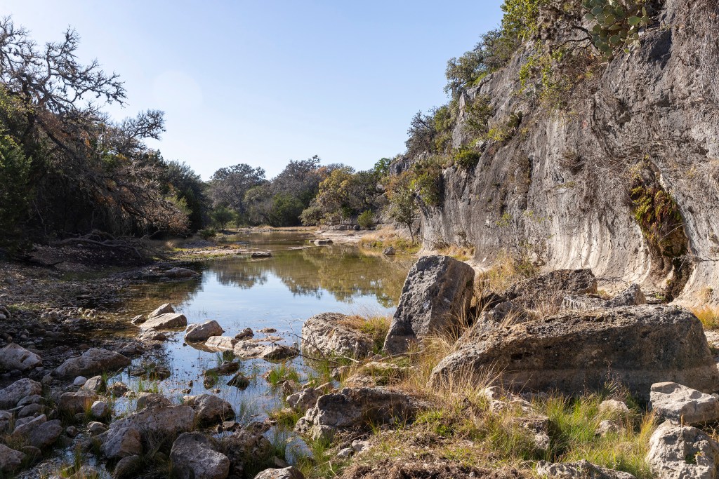 Hill Country ranch with caves, cliffs and lake will become Texas’ second-largest state park Hill Country ranch with caves, cliffs and lake will become Texas’ second-largest state park