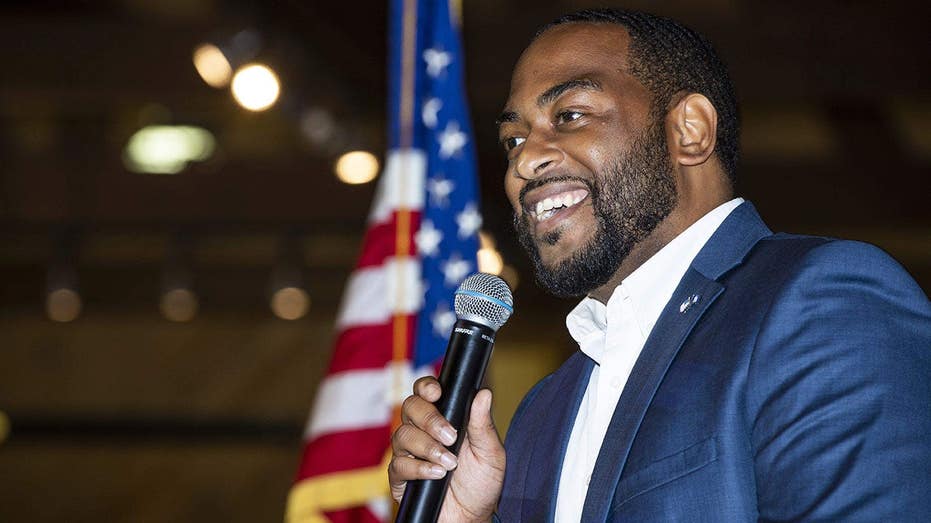 Bluegrass Democrats make their choice to replace McConnell, take on Trump-backed Barr Bluegrass Democrats make their choice to replace McConnell, take on Trump-backed Barr