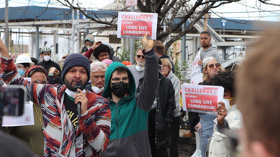 Delaney Hall protests intensify as far-left activists, ICE supporters converge in New Jersey