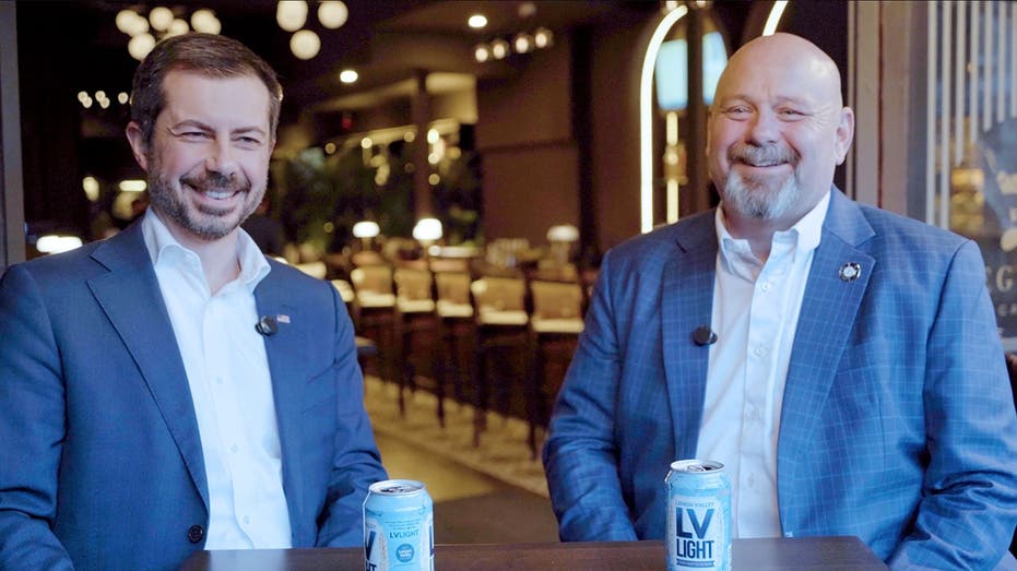 Democrats caught on camera coaching candidate on how to be ‘authentic’ in 2026 messaging Democrats caught on camera coaching candidate on how to be ‘authentic’ in 2026 messaging