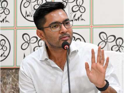 Abhishek Banerjee slams BJP after being questioned for 11 hours by ED, says ‘Even if you slit my throat, I won’t cower down’ Abhishek Banerjee slams BJP after being questioned for 11 hours by ED, says ‘Even if you slit my throat, I won’t cower down’