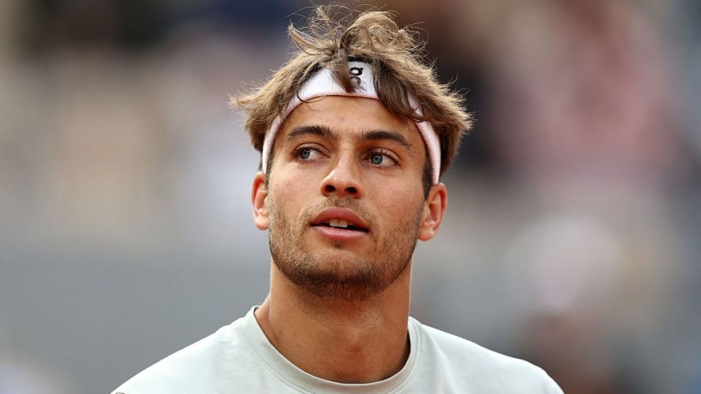 Cobolli into final as virus-struck Arnaldi pulls out of French Open